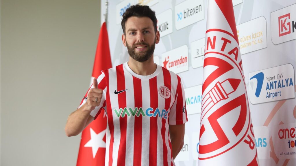 Antalyaspor, Erdal Rakip’i transfer etti