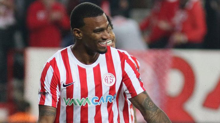 Antalyaspor’a Haji Wright’ın golü yetmedi
