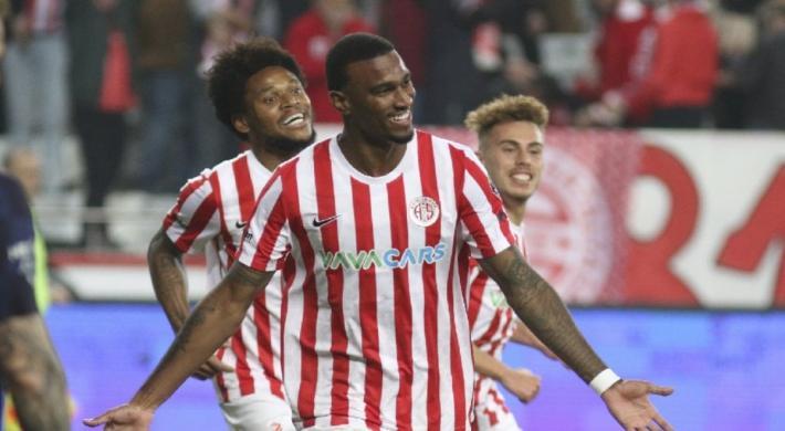 Antalyaspor’da Haji Wright, Giresunspor maçında yok