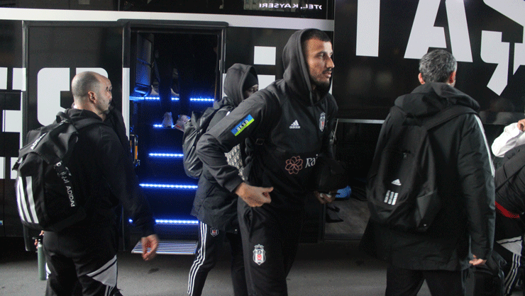 Beşiktaş’a Kayseri’de coşkulu karşılama