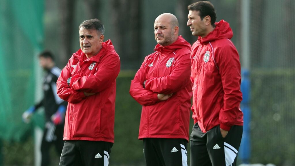 Beşiktaş’ta golcü transferi tamam! Kayserispor maçında kadroda