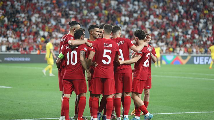 Beşiktaş’ta transfer operasyonu! Milli futbolcu teklifi kabul etti