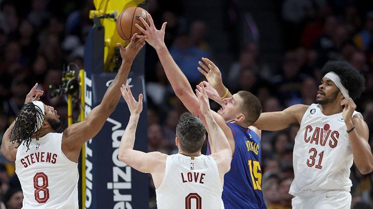 Cedi Osman’ın 15 sayısı galibiyete yetmedi