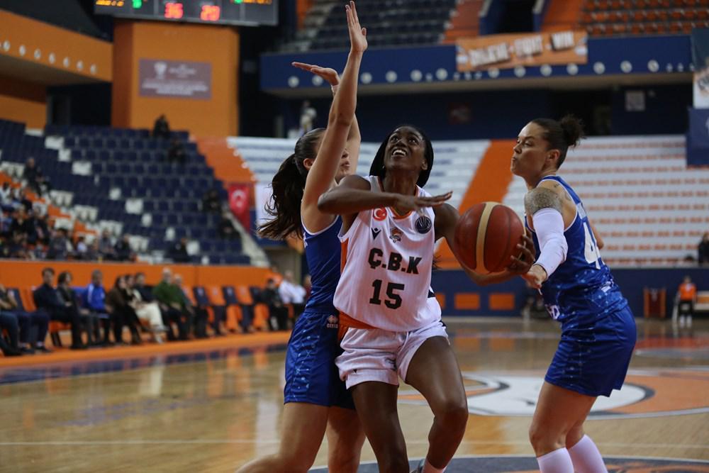 Çukurova Basketbol, evinde çok mutlu