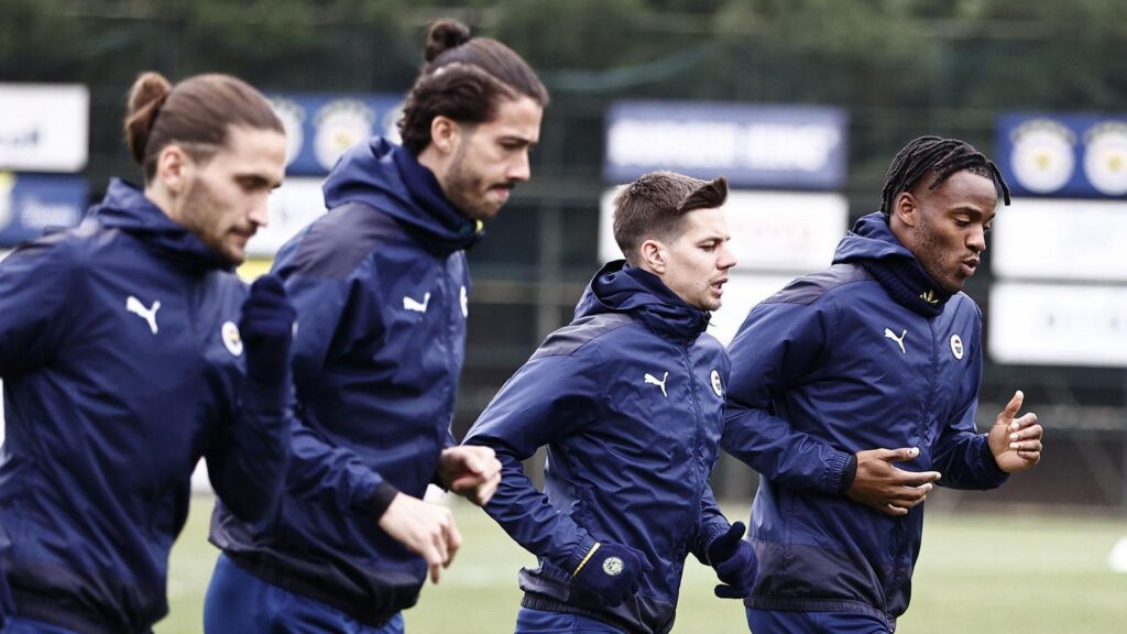 Fenerbahçe, Gaziantep FK maçı hazırlıklarına devam etti