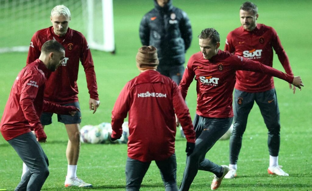 Galatasaray, Antalyaspor maçına hazır