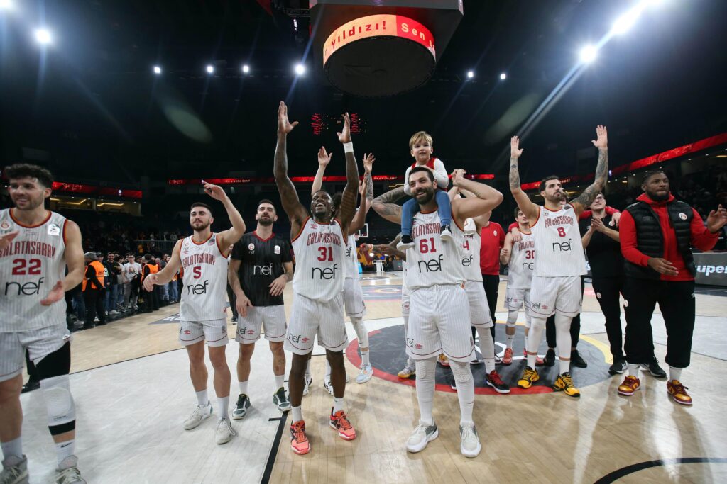 Galatasaray Nef, Yukatel Merkezefendi Belediyesi’ni ağırlıyor