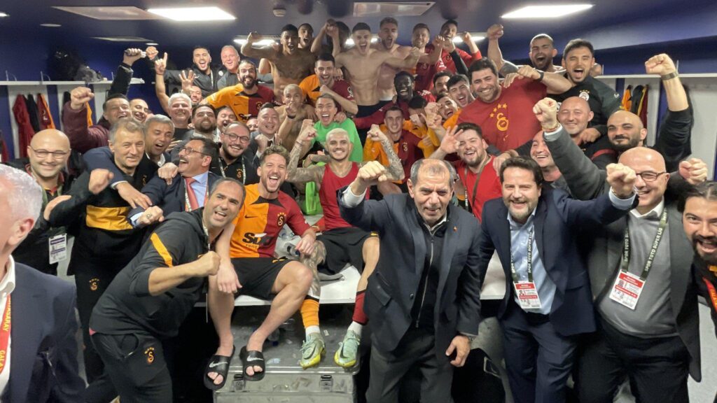 Galatasaray Yönetimi’nden hem süper prim hem transfer müjdesi!