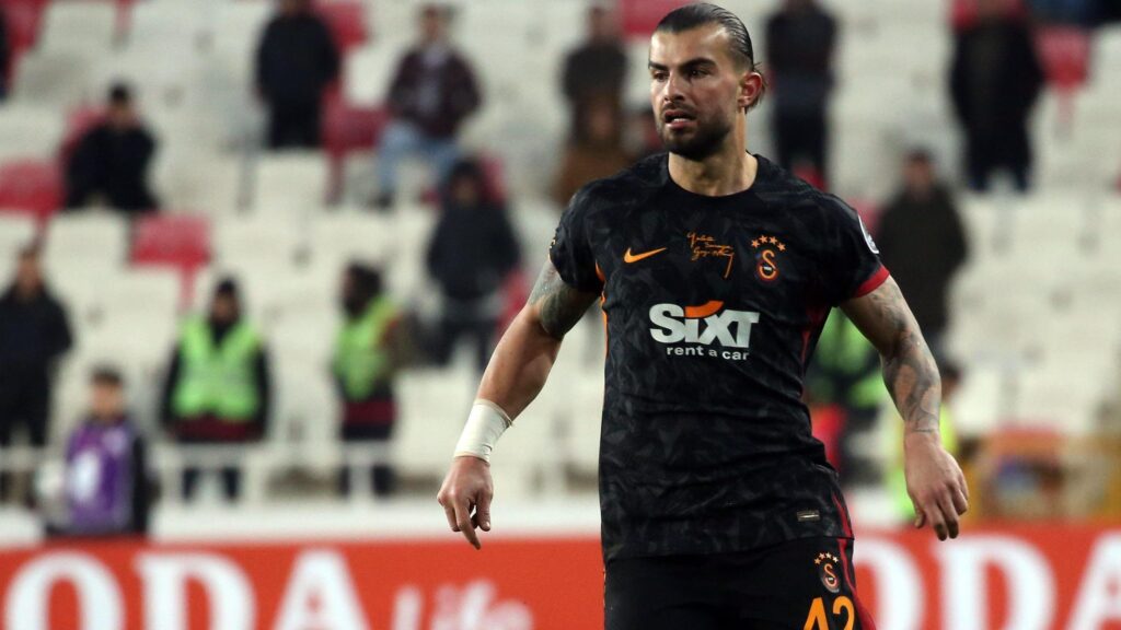 Galatasaray’da Abdülkerim Bardakcı’nın gözü Stefan Kuntz’ta