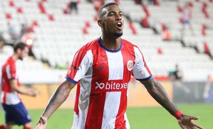 Haji Wright transferinde büyük sürpriz: Fenerbahçe, Galatasaray derken ters köşe…