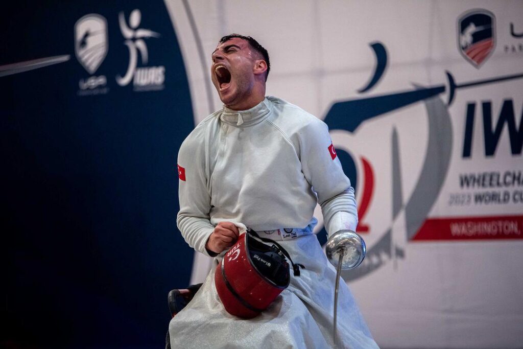 Hakan Akkaya’dan altın madalya