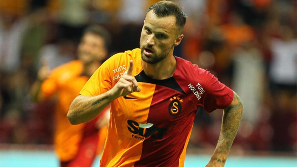 Haris Seferovic’le yollar ayrılıyor