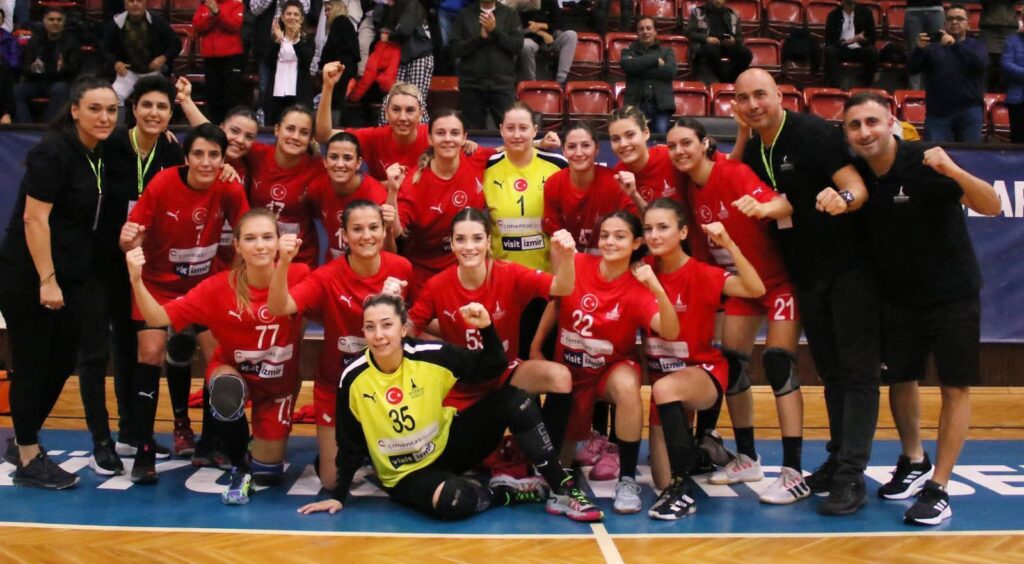 İzmir BŞB’nin Avrupa’da hedefi çeyrek final