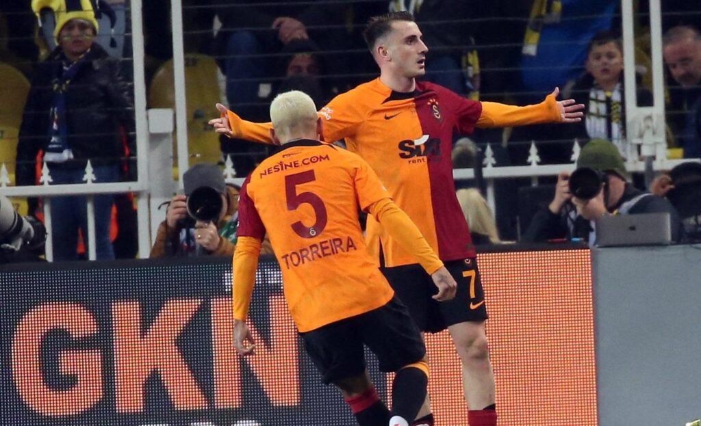 Kerem Aktürkoğlu, 6. golünü Fenerbahçe’ye attı