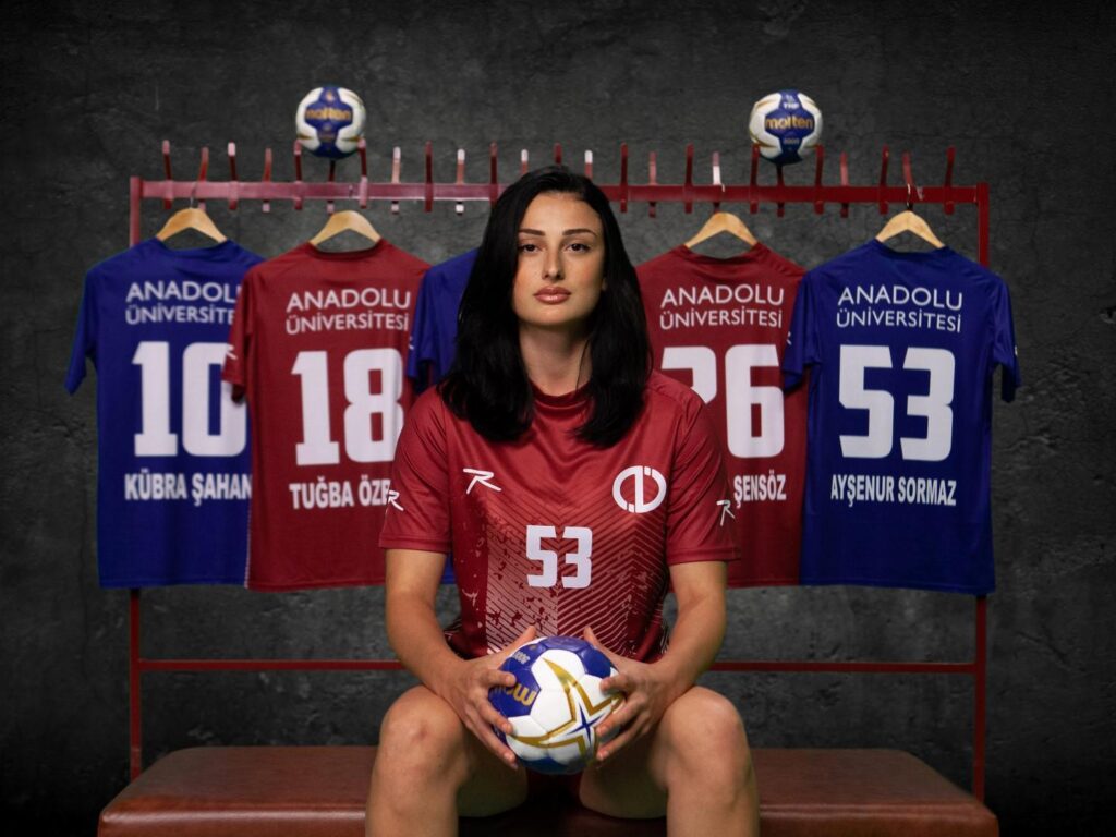 Milli hentbolcu İtalya’da ter dökecek