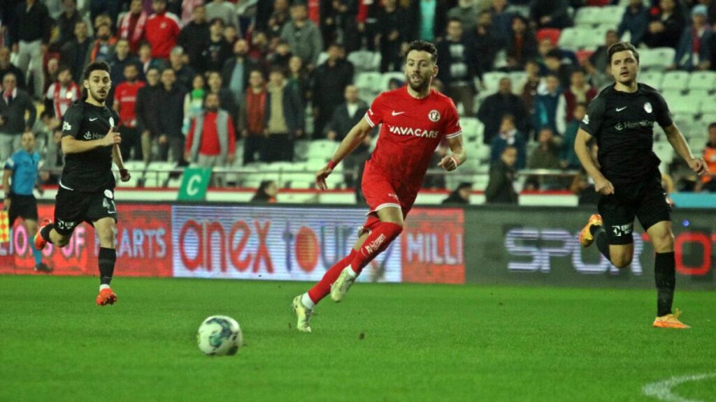 (ÖZET) Antalyaspor – Ümraniyespor maç sonucu: 3-2 | 90+2’de hasrete son!