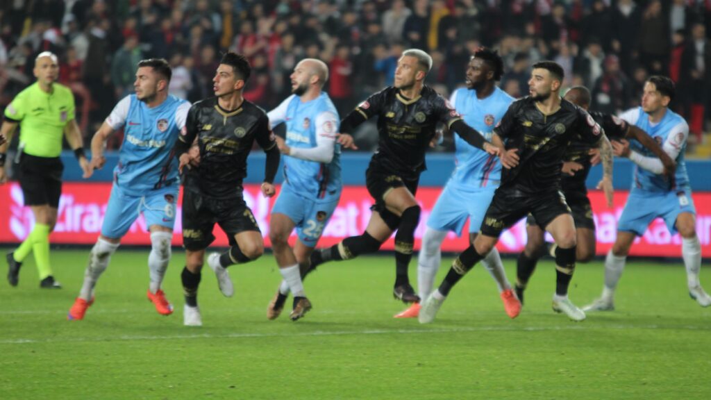 (ÖZET) Gaziantep FK – Konyaspor maç sonucu: 1-1 (Penaltılar: 7-6) | Penaltılar çeyrek finalisti belirledi!