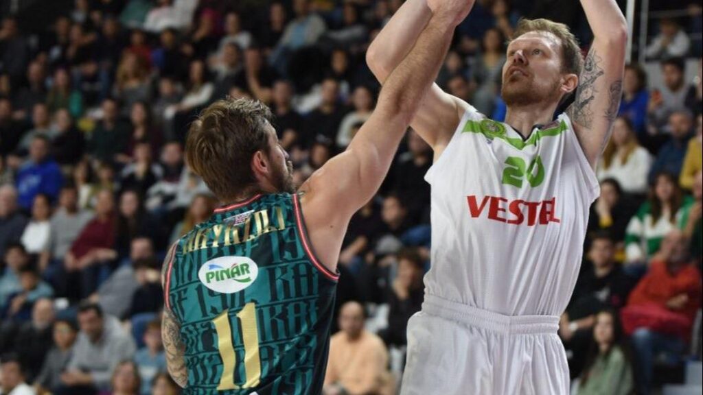 Pınar Karşıyaka, deplasmanda yine kayıp