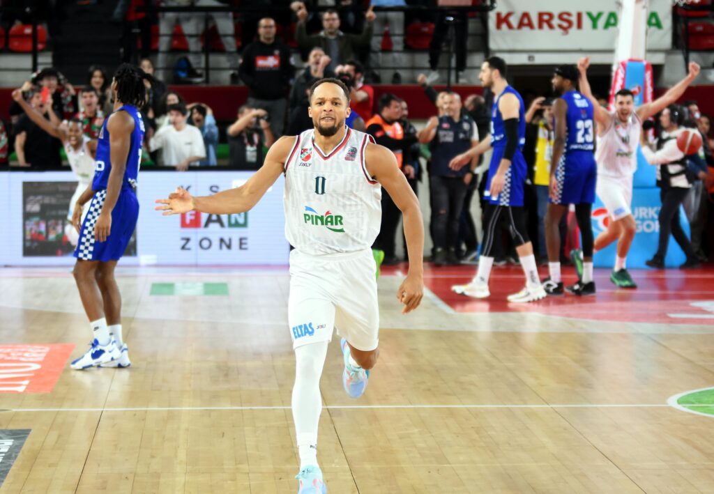 Pınar Karşıyakalı Jaylon Brown, 3 sayı rekoru kırdı