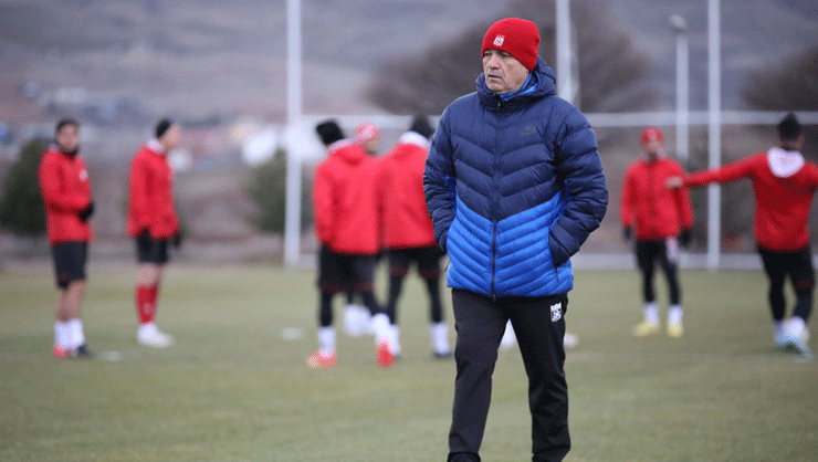 Rıza Çalımbay: “Yönetimimiz takviye yapmaya çalışacak”