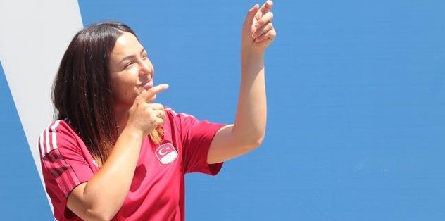 Safiye’den tarihi gümüş