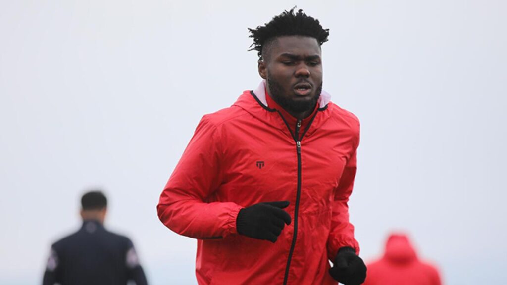 Sivasspor’un yeni transferi Jordy Caicedo ilk idmanına çıktı