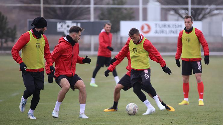 Uğur Çiftçi Sivasspor antrenmanında!