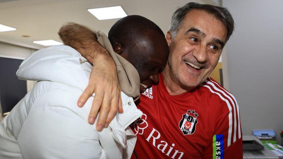 Vincent Aboubakar, takımla buluştu