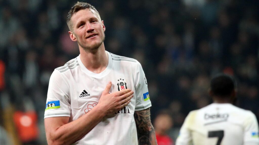 Weghorst depremi! Beşiktaş’ın şartı belli