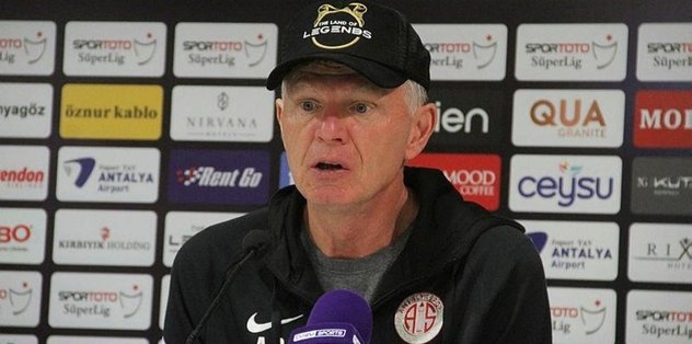 Antalyaspor’da Alfons Groenendijk’ten galibiyet açıklaması! “Altın değerinde 3 puandı”