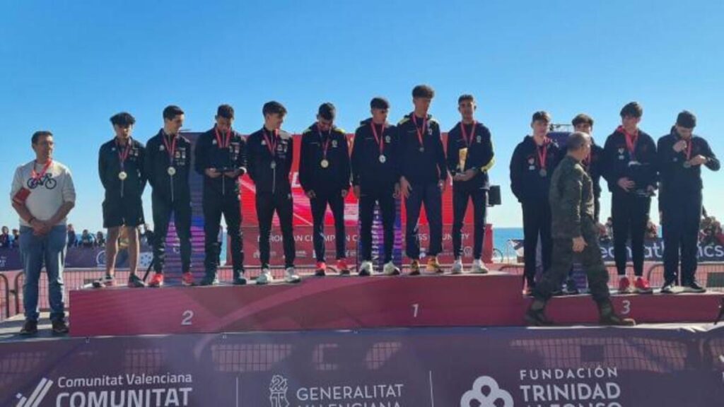 Avrupa krosta Fenerbahçe zirvede