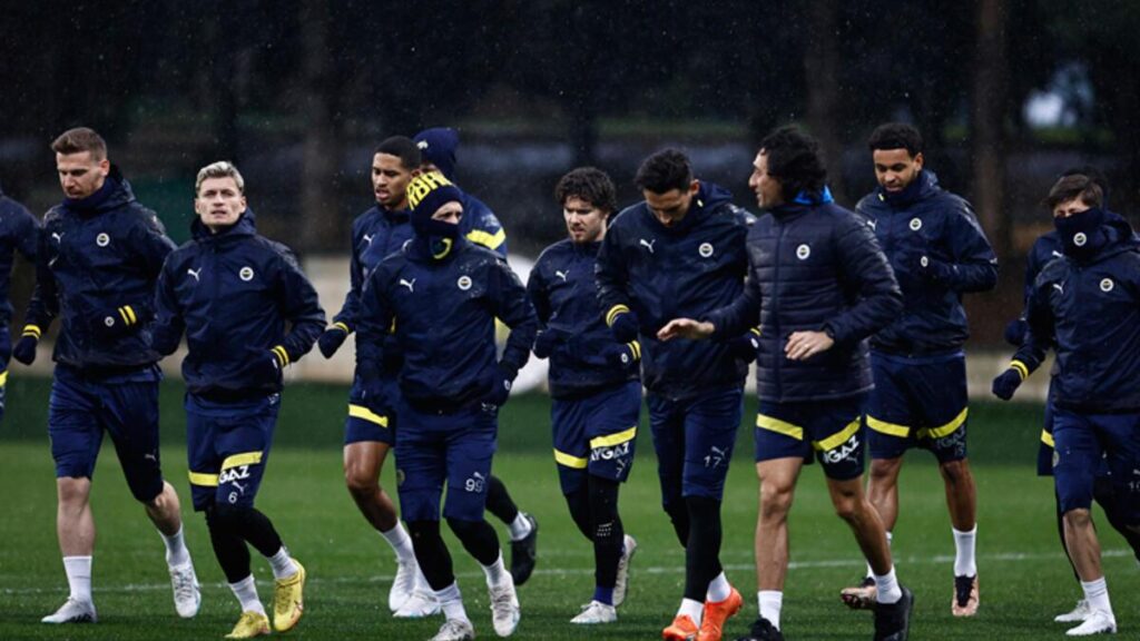 Fenerbahçe, Konyaspor maçı hazırlıklarına devam etti