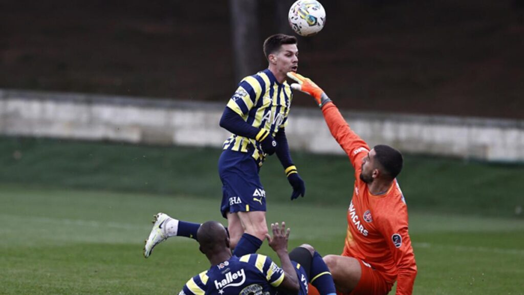 Fenerbahçe Miha Zajc için harekete geçti! Sözleşmesi uzatılıyor