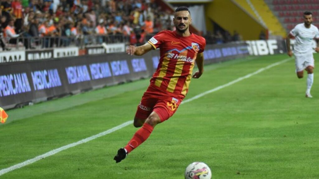 Kayserispor, Onur Bulut ile 3 yıllık sözleşme imzaladı