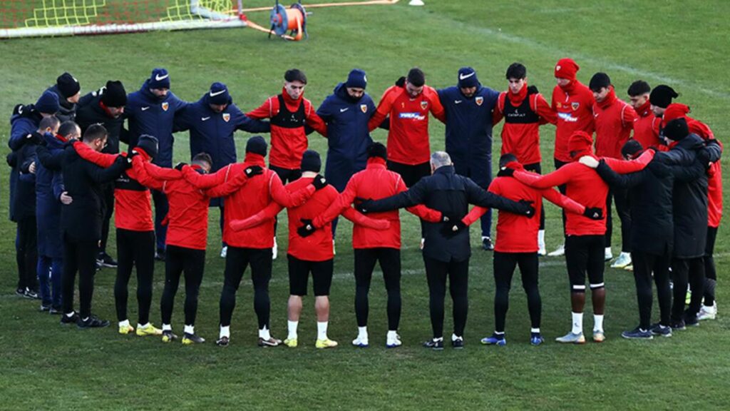 Kayserispor topbaşı yaptı