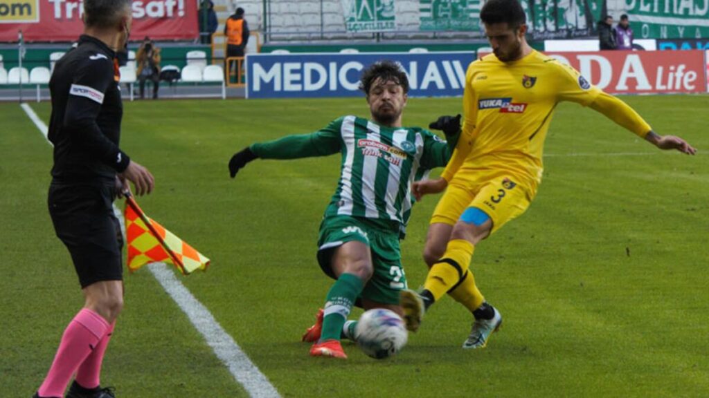 Konyaspor – İstanbulspor maçından kareler