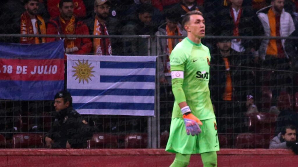 Muslera: Son ana kadar mücadeleyi bırakmadık
