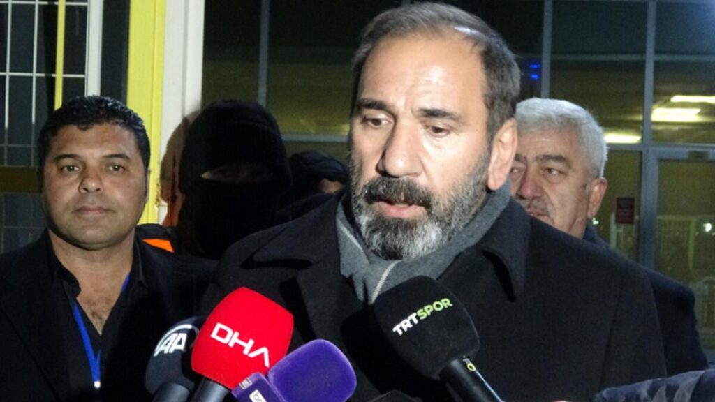 Sivasspor Başkanı Mecnun Otyakmaz’dan transfer açıklaması