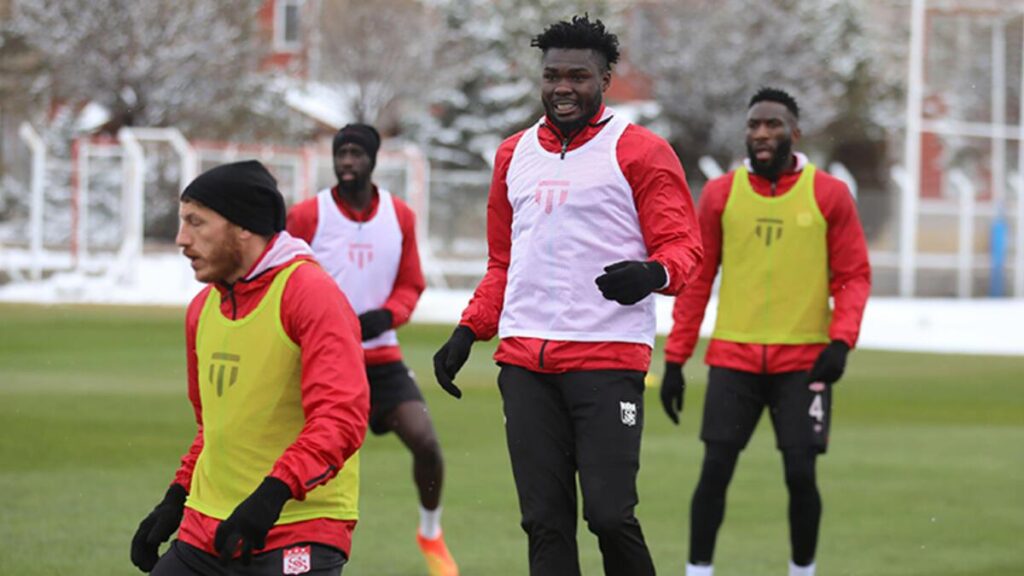 Sivasspor, Beşiktaş maçının hazırlıklarına başladı