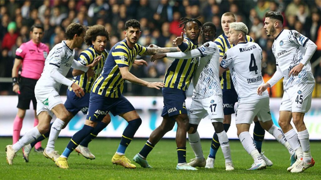 Son dakika | Fenerbahçe’nin yıldızı cezalı duruma düştü