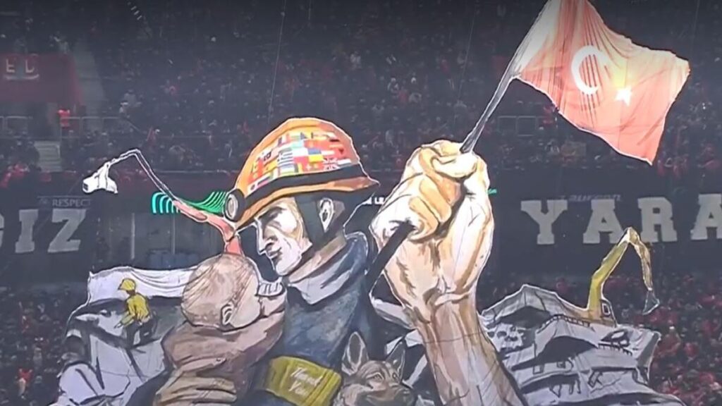 Trabzonspor’da Basel maçı öncesi anlamlı koreografi