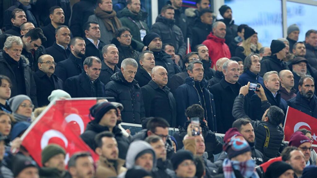 Türk futbolu tek yürek