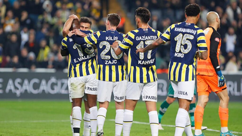 Fenerbahçe’nin kadrosu açıklandı! Yıldız futbolcu geri döndü