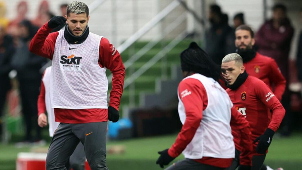 Galatasaray hazırlıklarına devam etti