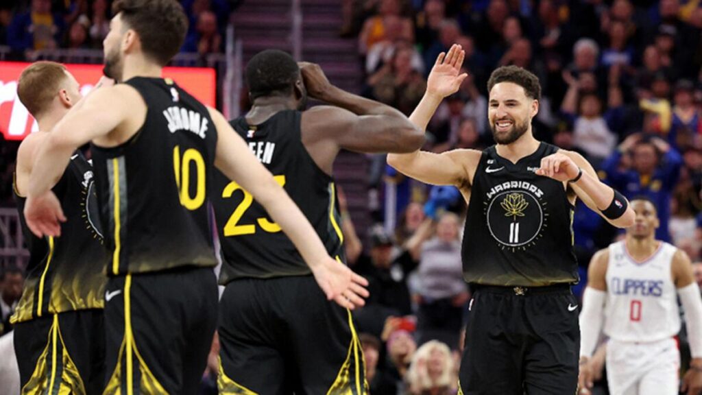 Golden State, Clippers’ı farklı mağlup etti