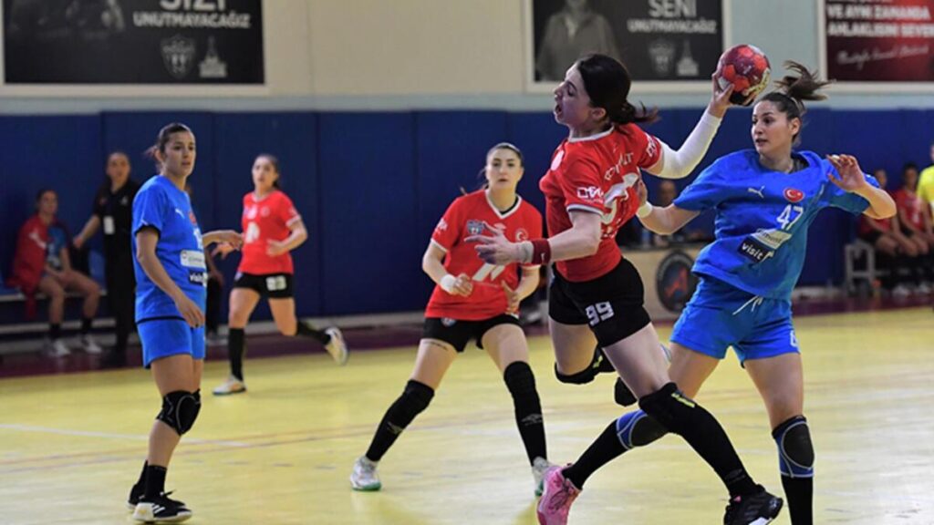 İzmir Büyükşehir Belediyespor, turu zora soktu