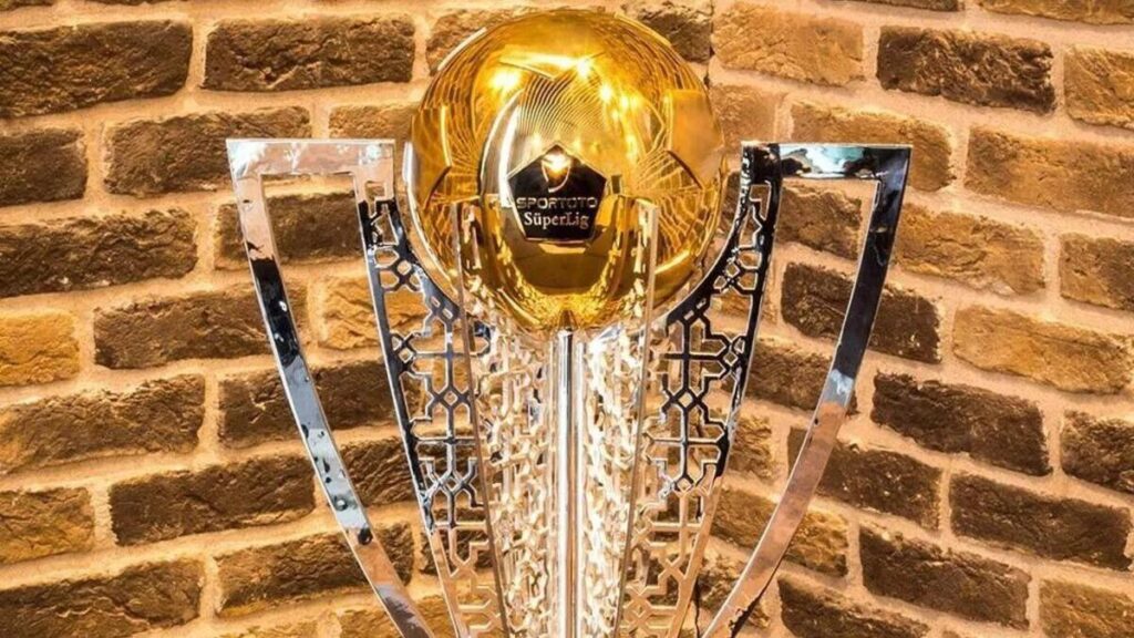 Süper Lig’de şampiyonluk oranları güncellendi! Ağır favori…